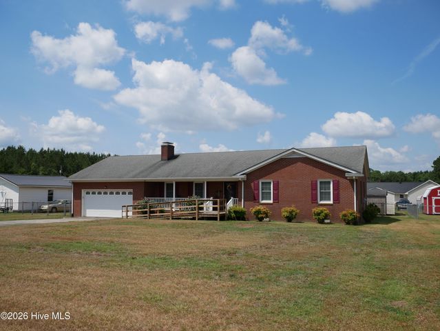 2626 Turnage Drive, Kinston, NC 28501