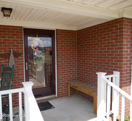 2626 Turnage Drive, Kinston, NC 28501