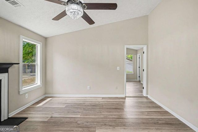 2620 Rolling Hills Way SE, Conyers, GA 30094