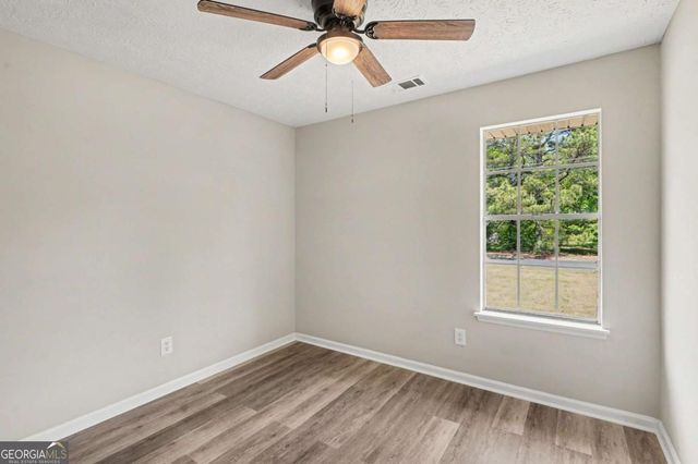 2620 Rolling Hills Way SE, Conyers, GA 30094
