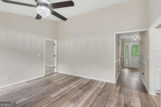 2620 Rolling Hills Way SE, Conyers, GA 30094