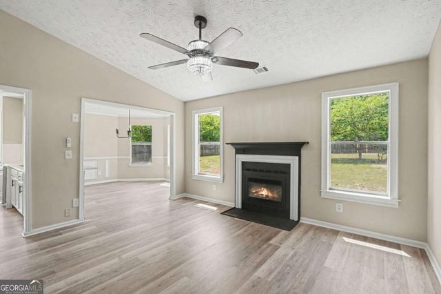 2620 Rolling Hills Way SE, Conyers, GA 30094