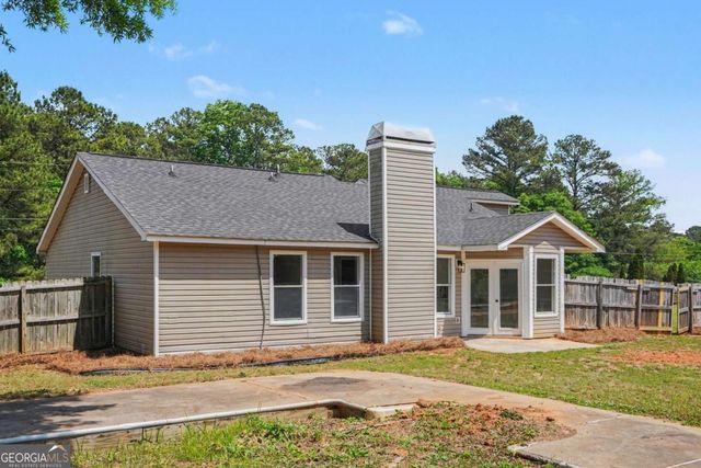 2620 Rolling Hills Way SE, Conyers, GA 30094