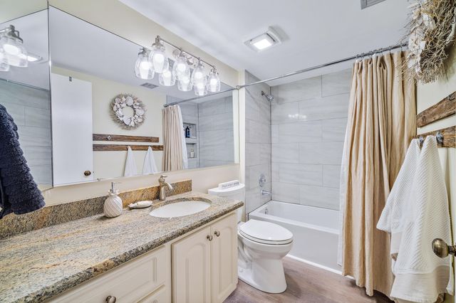 1701 Marina Isle Way 504, Jupiter, FL 33477