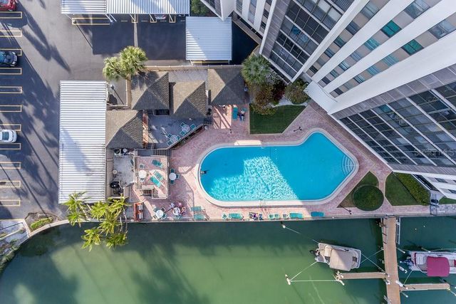 10355 PARADISE BOULEVARD 103, Treasure Island, FL 33706