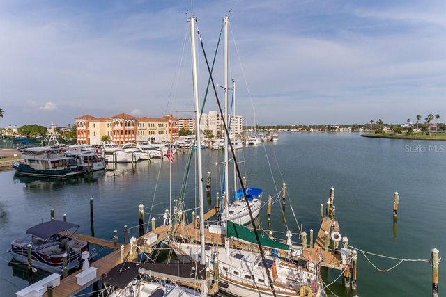 10355 PARADISE BOULEVARD 103, Treasure Island, FL 33706