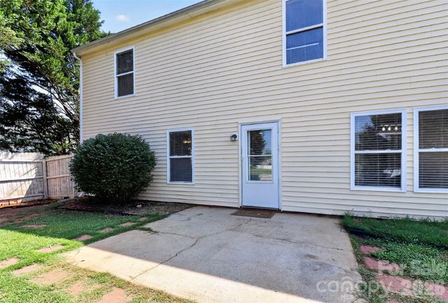 209 Farm Springs Drive, Mount Holly, NC 28120