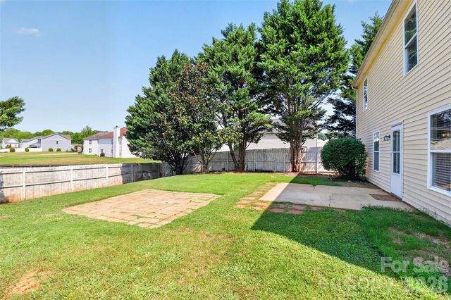 209 Farm Springs Drive, Mount Holly, NC 28120