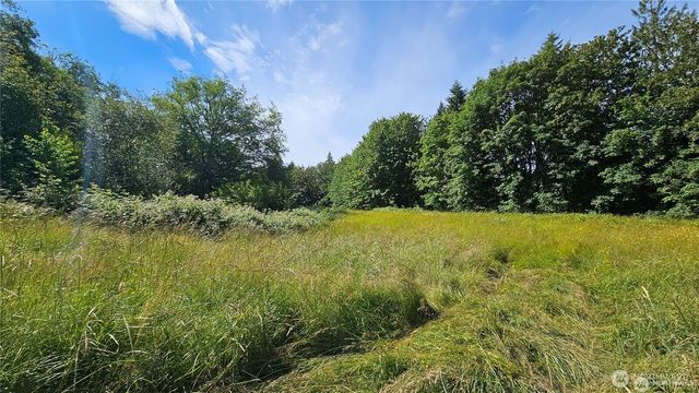 210 XX Pugh Road NE, Poulsbo, WA 98370