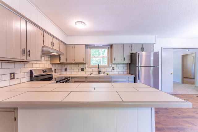 1408 N Shore Drive, Horseshoe Bend, AR 72512