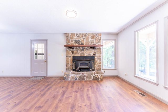 1408 N Shore Drive, Horseshoe Bend, AR 72512