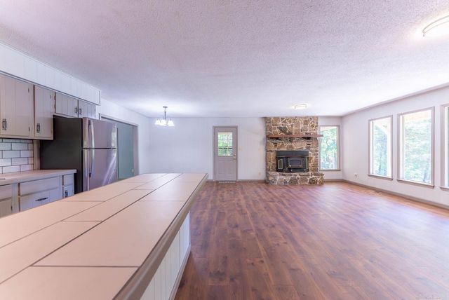 1408 N Shore Drive, Horseshoe Bend, AR 72512