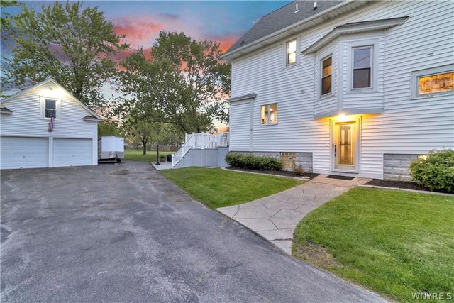 2525 Niagara Road, Wheatfield, NY 14304