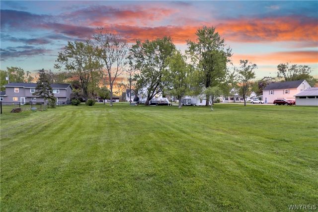 2525 Niagara Road, Wheatfield, NY 14304