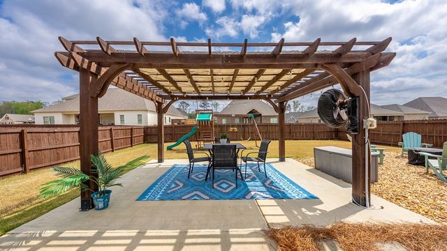 17 Hawthorne Terrace, Fortson, GA 31808