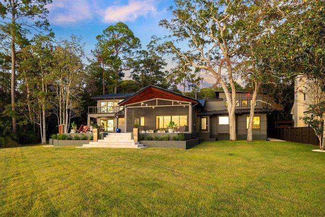 1435 Bayshore Drive, Niceville, FL 32578