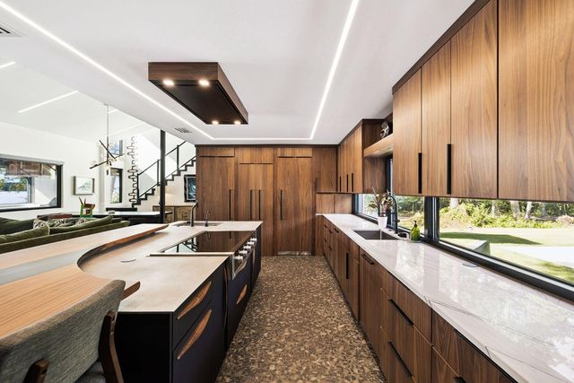 1435 Bayshore Drive, Niceville, FL 32578