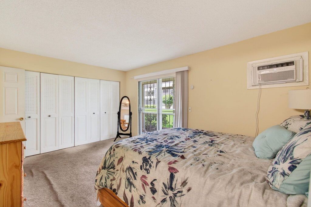 Image 31 of property listing at 384 Fanshaw J, Boca Raton, FL 33434