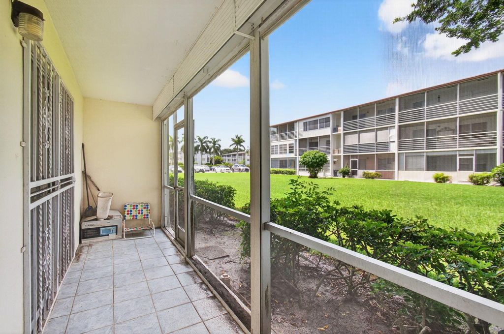Image 38 of property listing at 384 Fanshaw J, Boca Raton, FL 33434