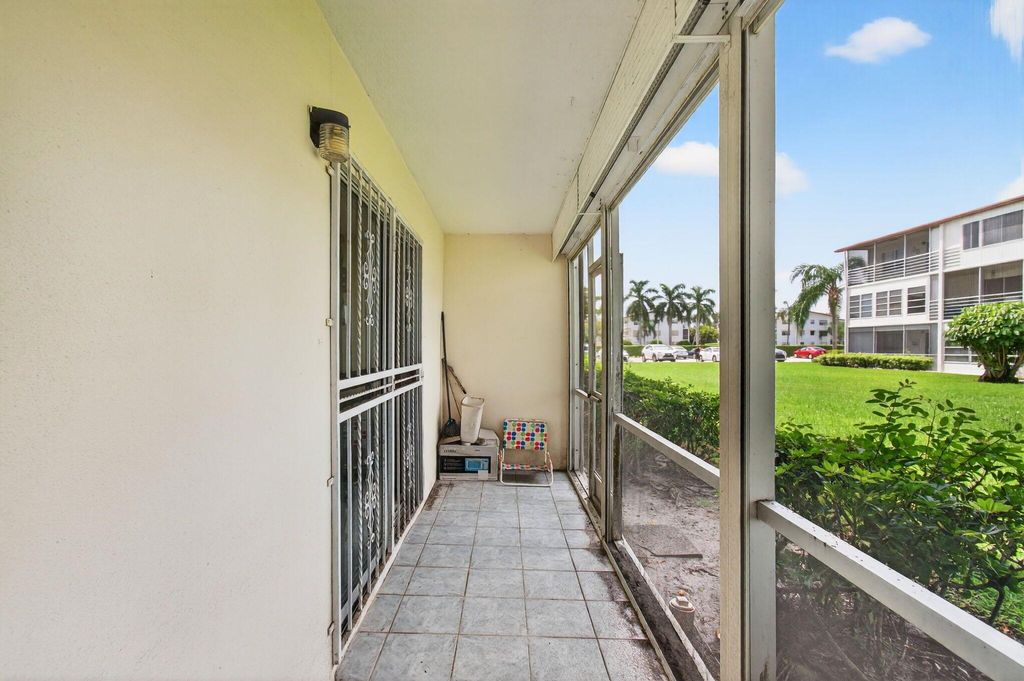 Image 39 of property listing at 384 Fanshaw J, Boca Raton, FL 33434