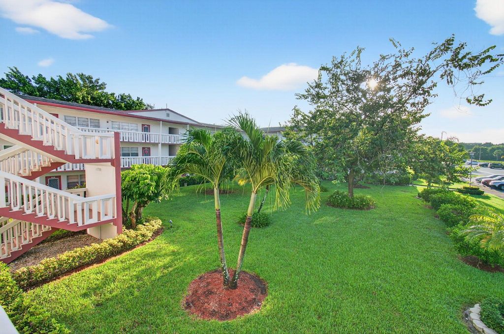Image 48 of property listing at 384 Fanshaw J, Boca Raton, FL 33434