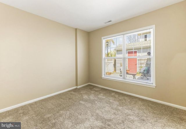 30 CARAWAY, West Deptford, NJ 08086
