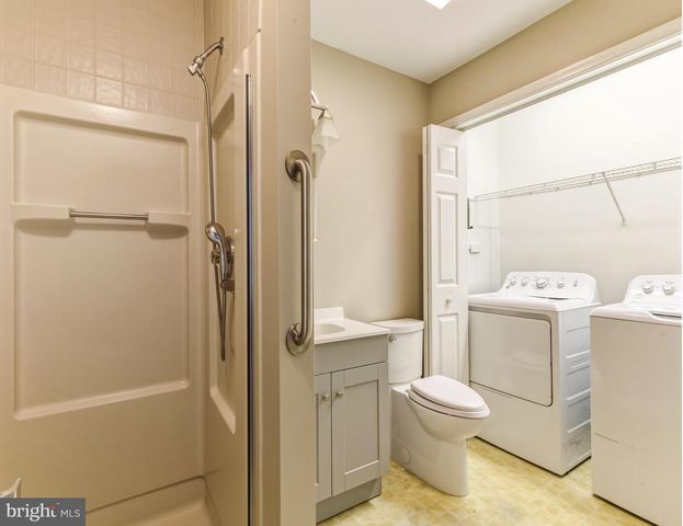 30 CARAWAY, West Deptford, NJ 08086