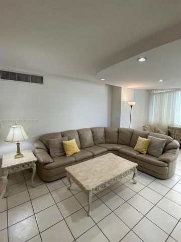 5005 Collins Ave 424, Miami Beach, FL 33140