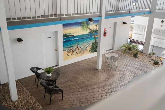 300 CLYDE LANE 215, Dunedin, FL 34698