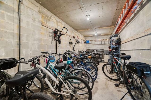 300 CLYDE LANE 215, Dunedin, FL 34698