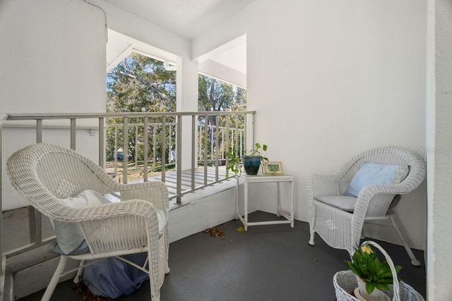 300 CLYDE LANE 215, Dunedin, FL 34698