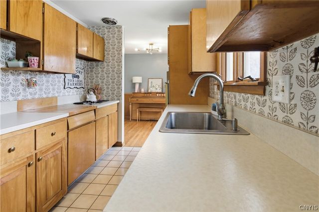 339 Northfield Way, Camillus, NY 13031