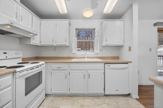 266 Layton Road, Stanfordville, NY 12581