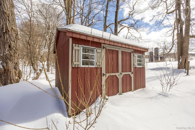 266 Layton Road, Stanfordville, NY 12581