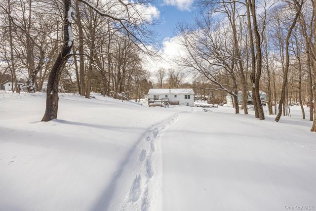 266 Layton Road, Stanfordville, NY 12581