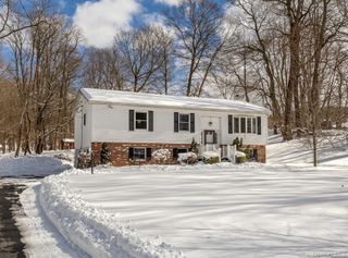 266 Layton Road, Stanfordville, NY 12581