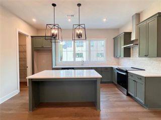 705 Cattail Alley 24, Alpharetta, GA 30009