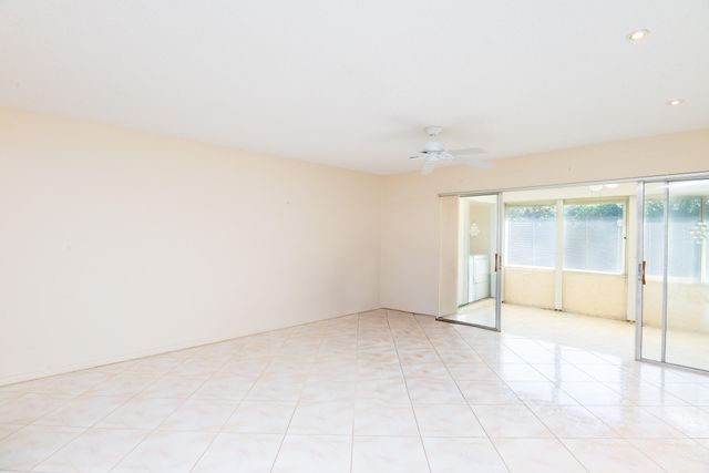 5160 Petal Place D, Delray Beach, FL 33484