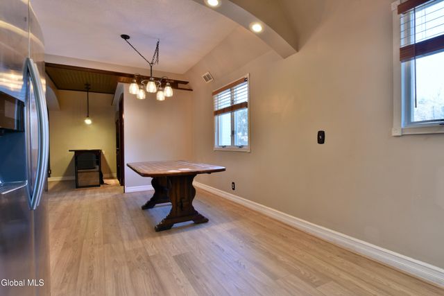 10 Katherine Terrace, Clifton Park, NY 12065