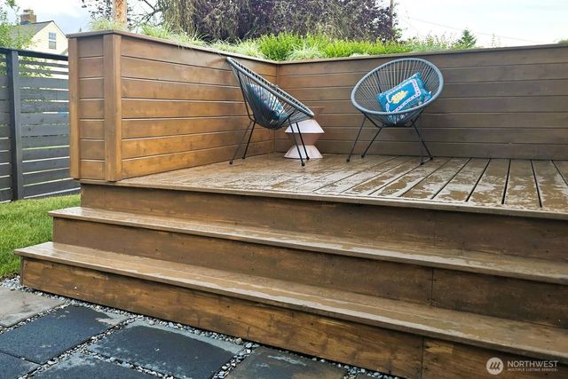 8421 39th Avenue SW, Seattle, WA 98136