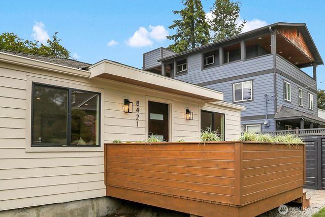 8421 39th Avenue SW, Seattle, WA 98136