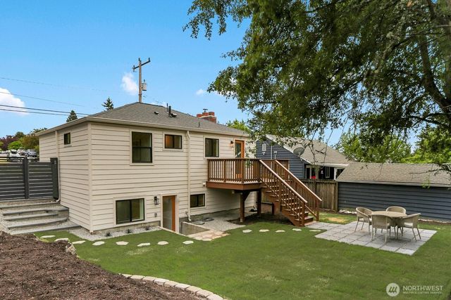 8421 39th Avenue SW, Seattle, WA 98136