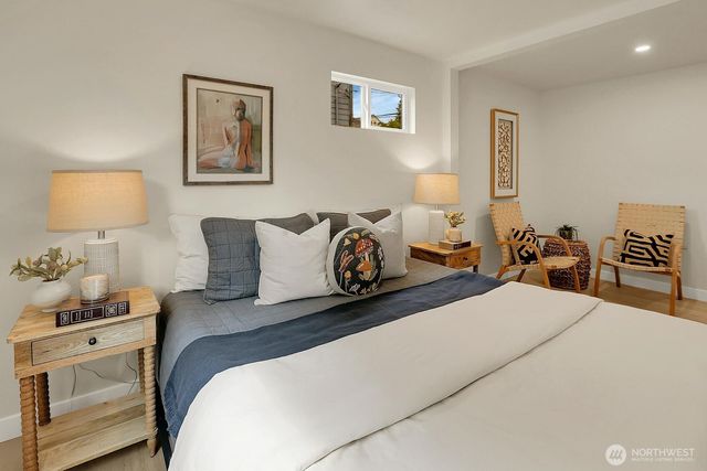 8421 39th Avenue SW, Seattle, WA 98136