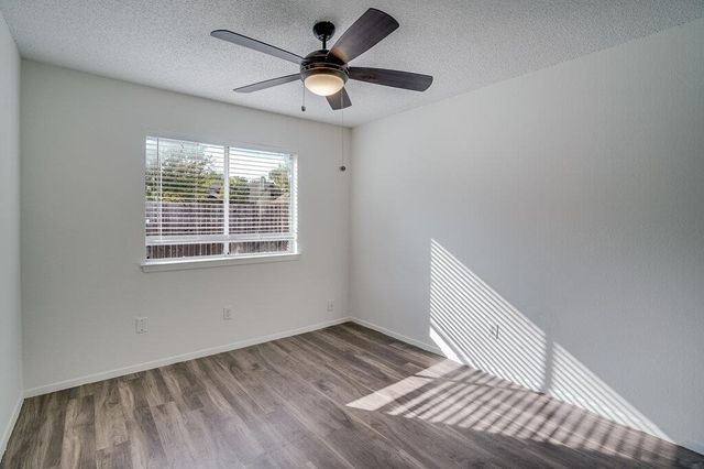 616 Greenlawn BLVD Right Side, Round Rock, TX 78664