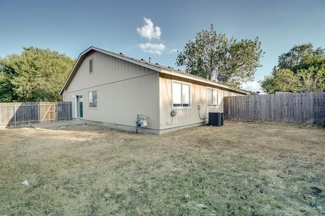 616 Greenlawn BLVD Right Side, Round Rock, TX 78664