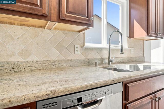 6861 Brighton Drive, Dublin, CA 94568