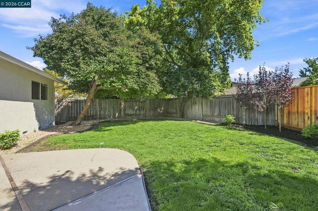 6861 Brighton Drive, Dublin, CA 94568