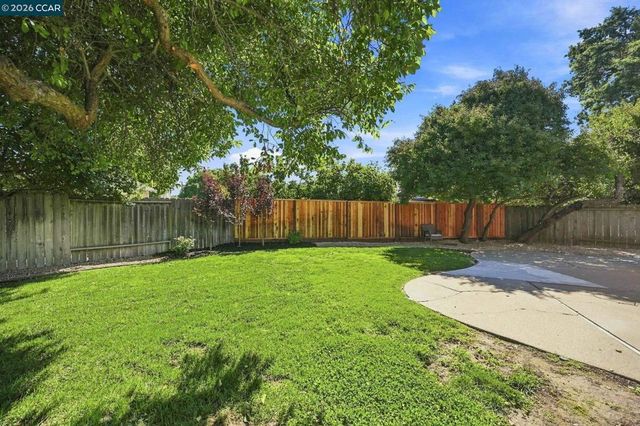 6861 Brighton Drive, Dublin, CA 94568