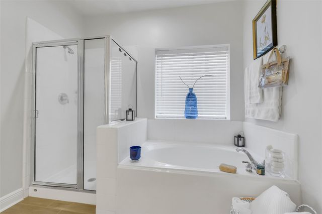 12426 Shadowpoint Drive, Houston, TX 77082