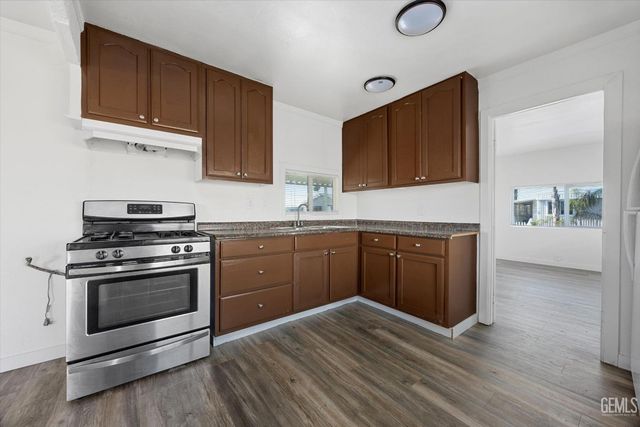 6601 Eucaliptus 84, Bakersfield, CA 93306